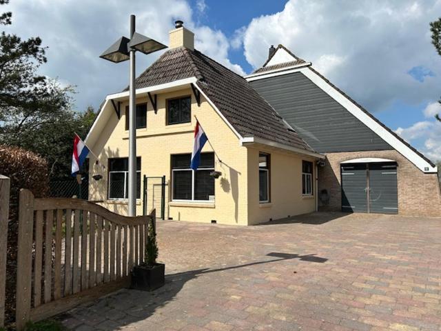 Oosterwolde  Veendijkhoeve מראה חיצוני תמונה